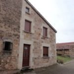 Reformas de naves  en Castrillo de la Reina (Burgos)