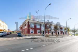 Reformas de naves industriales en Montemolín (Badajoz)